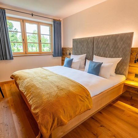 Graf Chiemo Suites - Direkt Am Chiemsee Mit Separatem Seezugang 切明 外观 照片