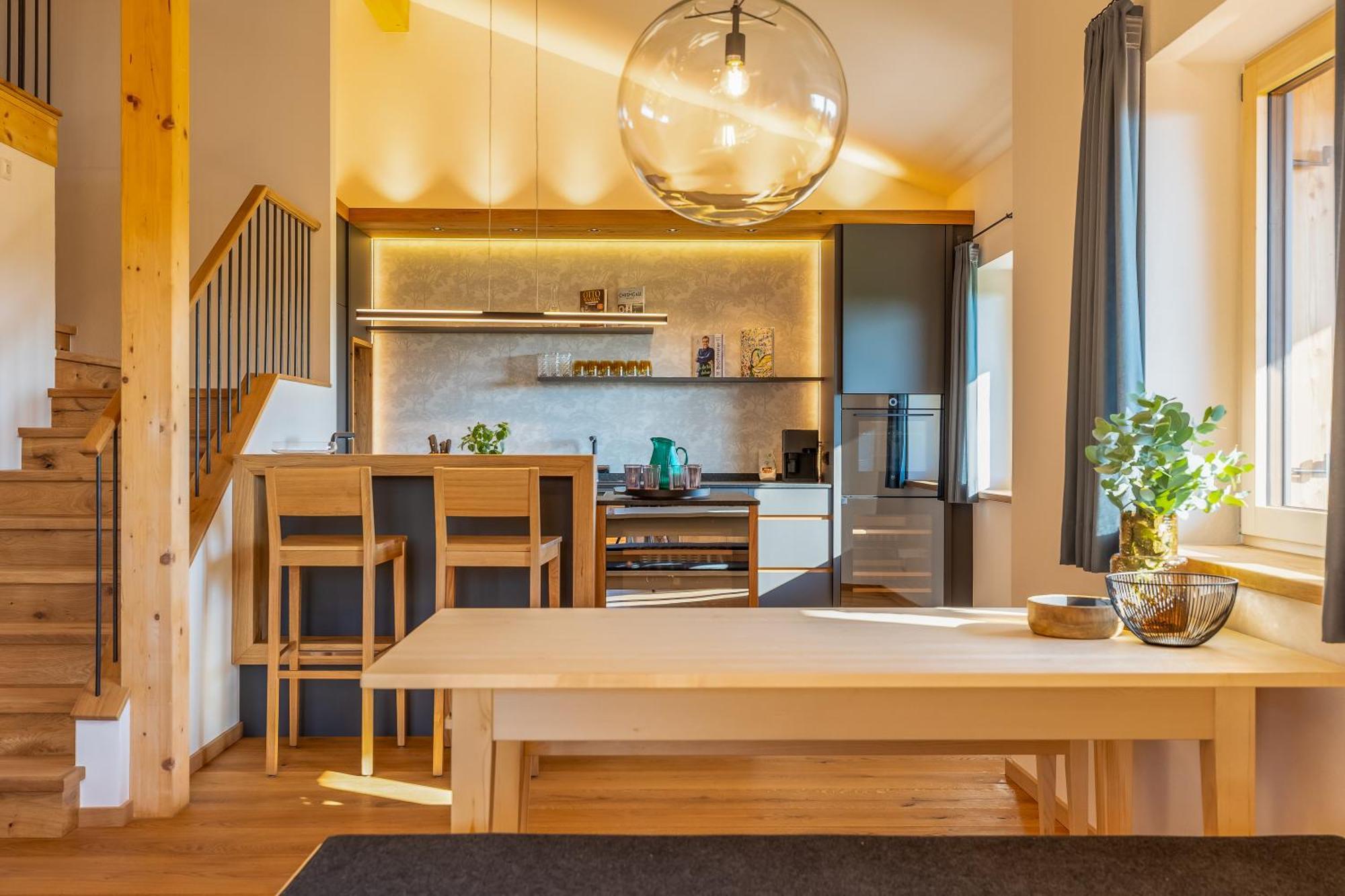 Graf Chiemo Suites - Direkt Am Chiemsee Mit Separatem Seezugang 切明 外观 照片