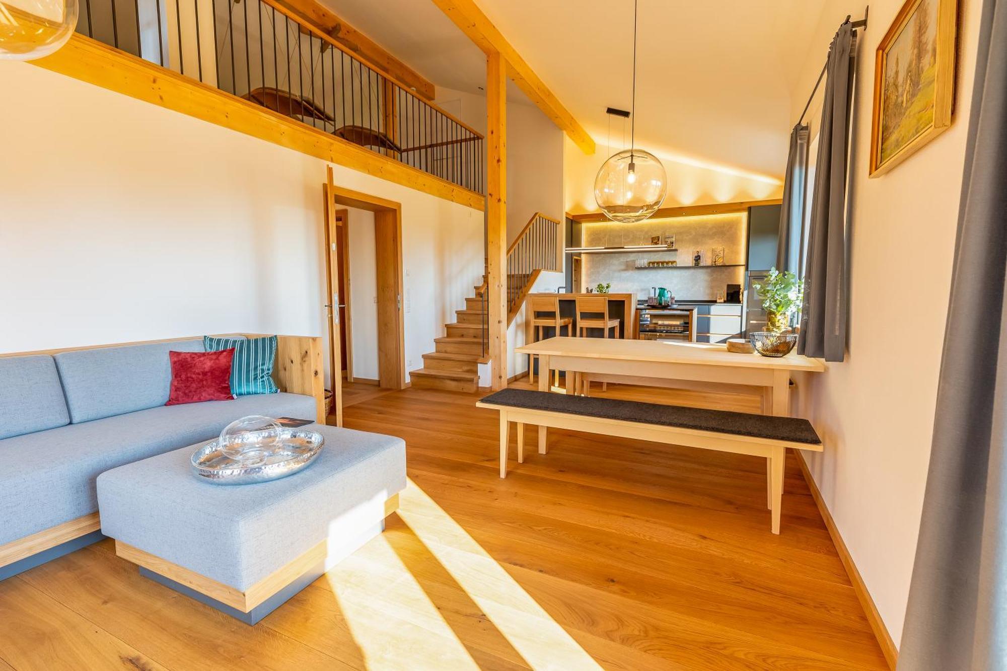 Graf Chiemo Suites - Direkt Am Chiemsee Mit Separatem Seezugang 切明 外观 照片