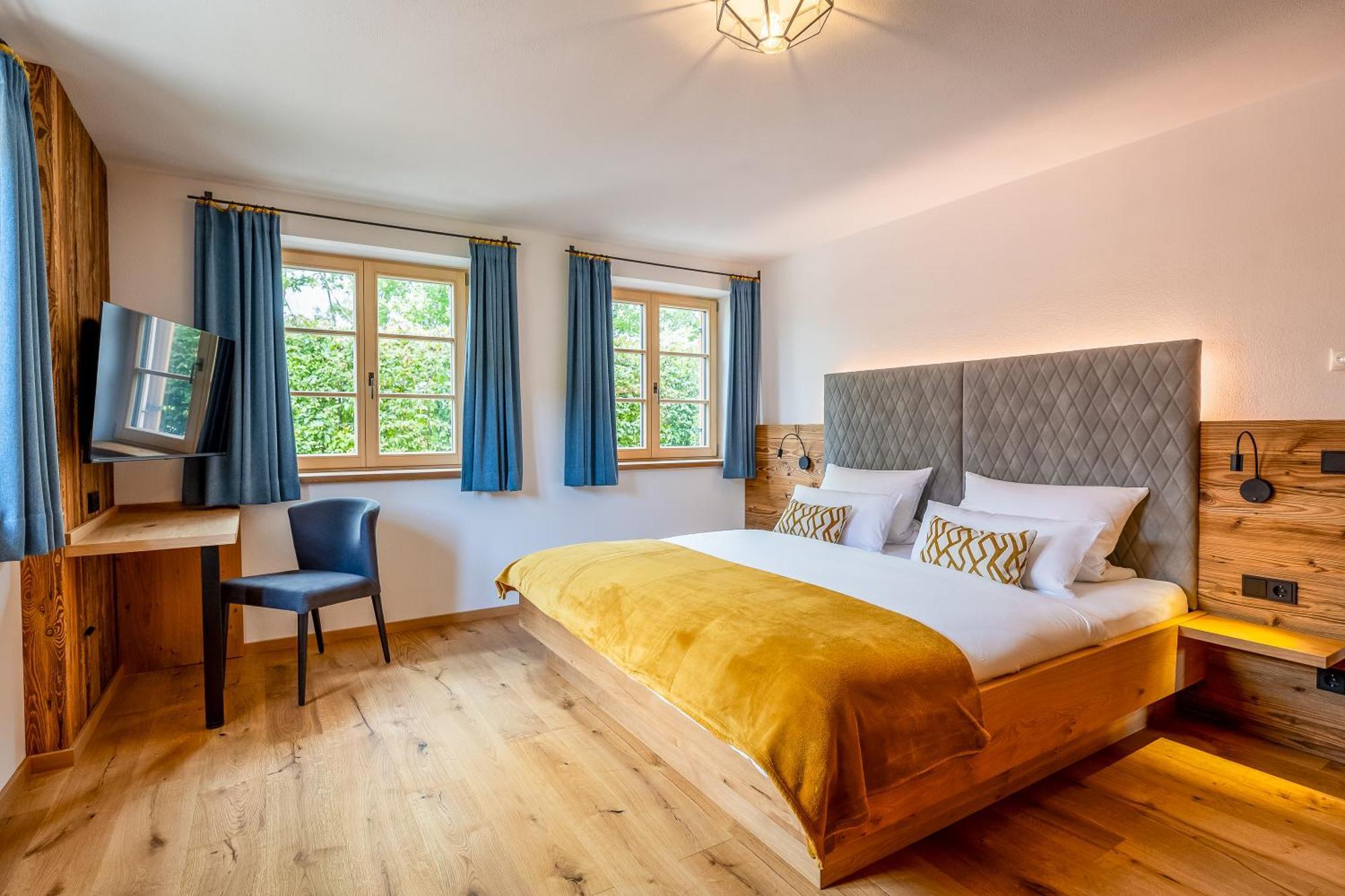 Graf Chiemo Suites - Direkt Am Chiemsee Mit Separatem Seezugang 切明 外观 照片