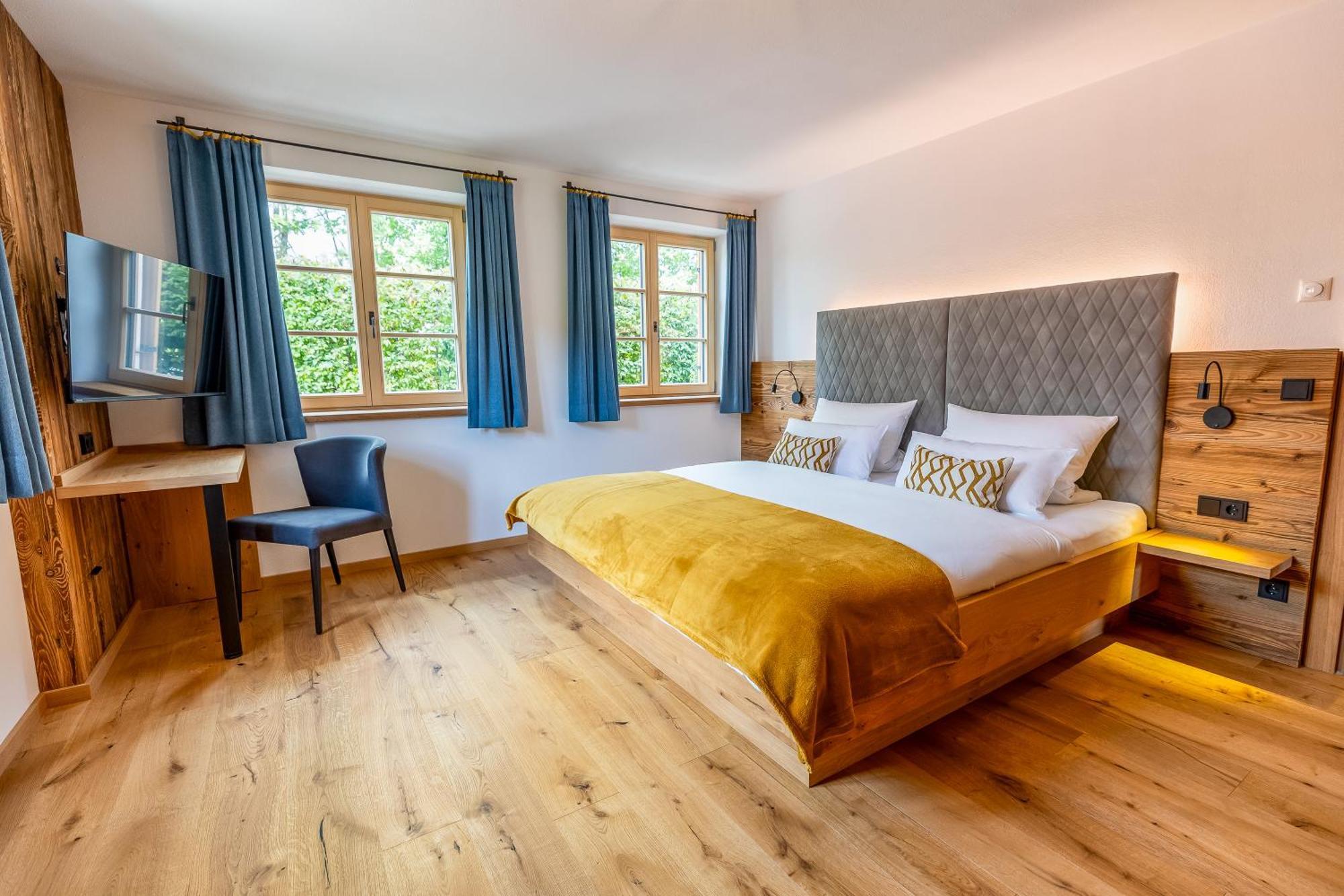 Graf Chiemo Suites - Direkt Am Chiemsee Mit Separatem Seezugang 切明 外观 照片
