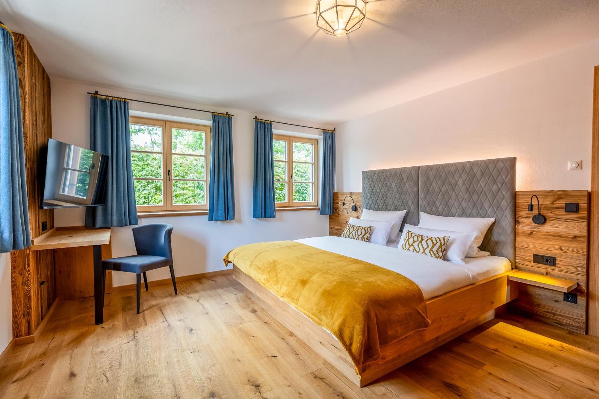 Graf Chiemo Suites - Direkt Am Chiemsee Mit Separatem Seezugang 切明 外观 照片