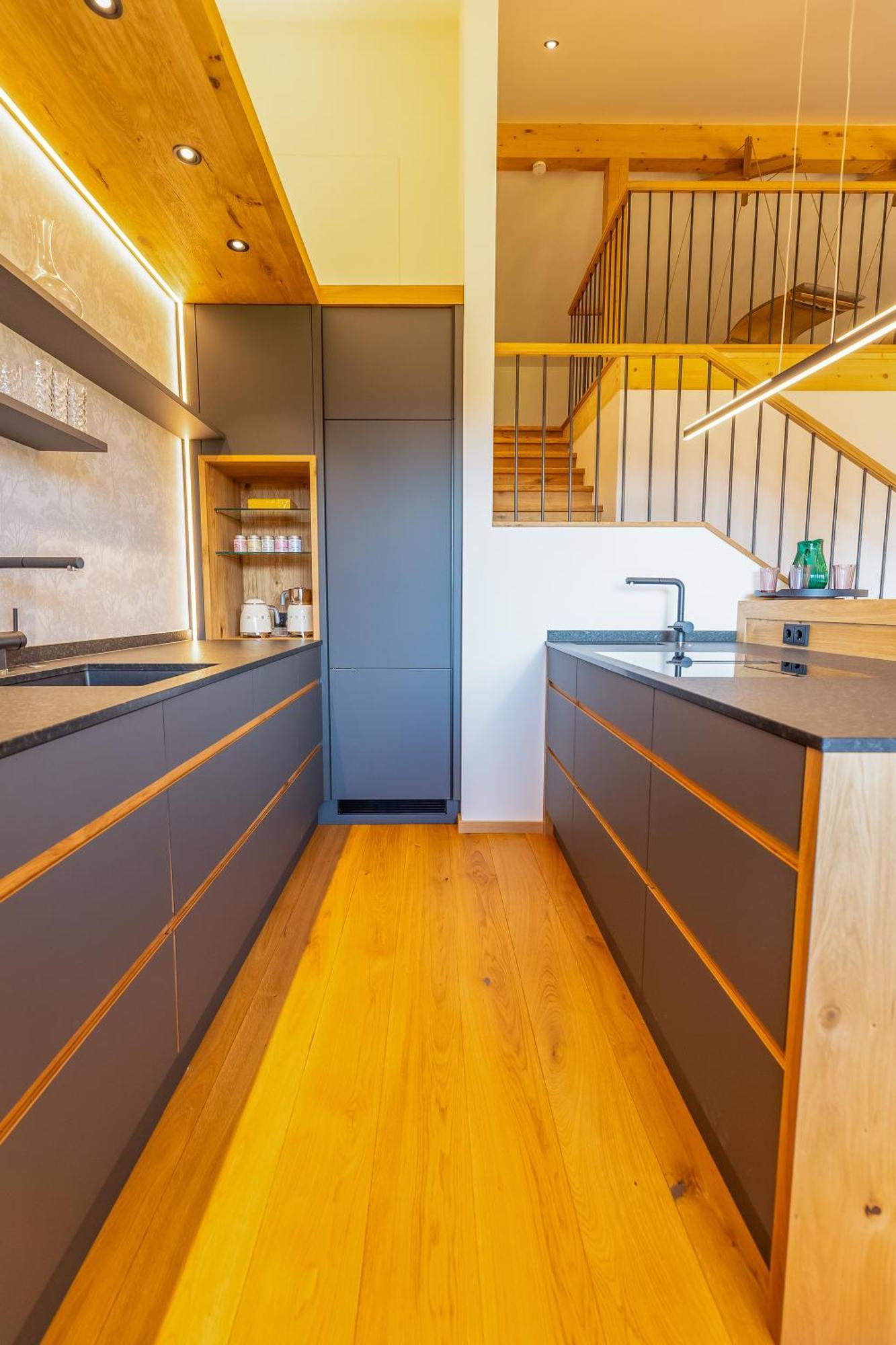 Graf Chiemo Suites - Direkt Am Chiemsee Mit Separatem Seezugang 切明 外观 照片