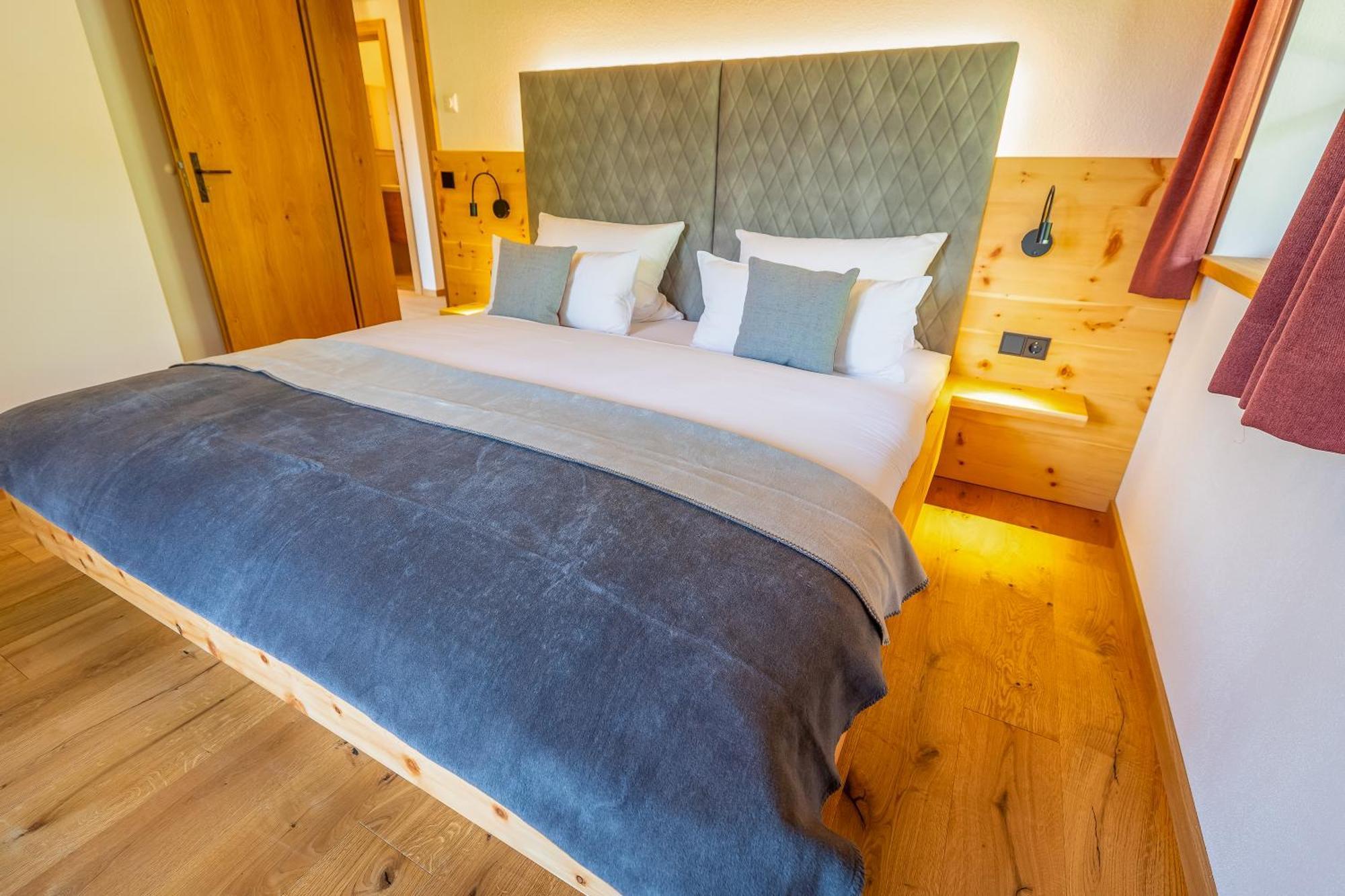 Graf Chiemo Suites - Direkt Am Chiemsee Mit Separatem Seezugang 切明 外观 照片